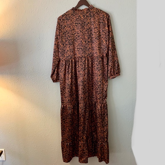 Ruffle Collar Tiered Sateen Maxi Dress - Picture 3 of 8